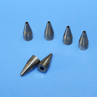 qualità 0.85mm Ultra-Alta Precisione Laser Soldering Tungsteno Acciaio ugello Fabbrica