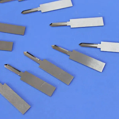 92HRA coltello al carburo di tungsteno 0,5 μm grano per il taglio della gomma